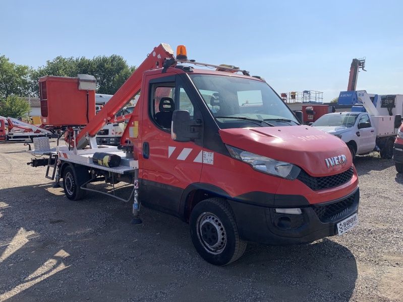 Iveco Daily GSR E169TR - 16,05 m - 200 kg Iveco Daily GSR E169TR - 16,05 m - 200 kg