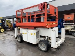GENIE GS-2669 - 10 m, 4x4