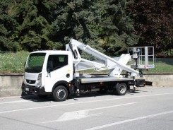 Nissan Cabstar Multitel HX 200DS