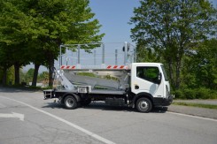 Nissan Cabstar Multitel MS 100